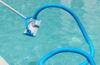 aspirar piscina